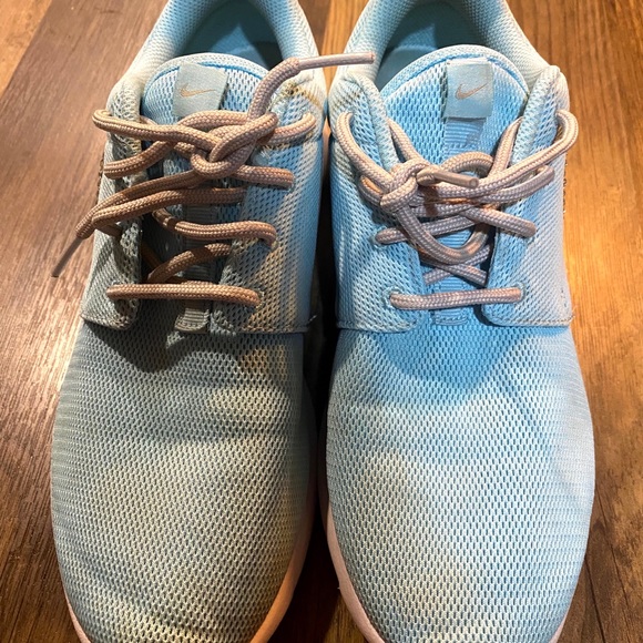 Nike Roshe Glitter Kicks - Picture 4 of 11